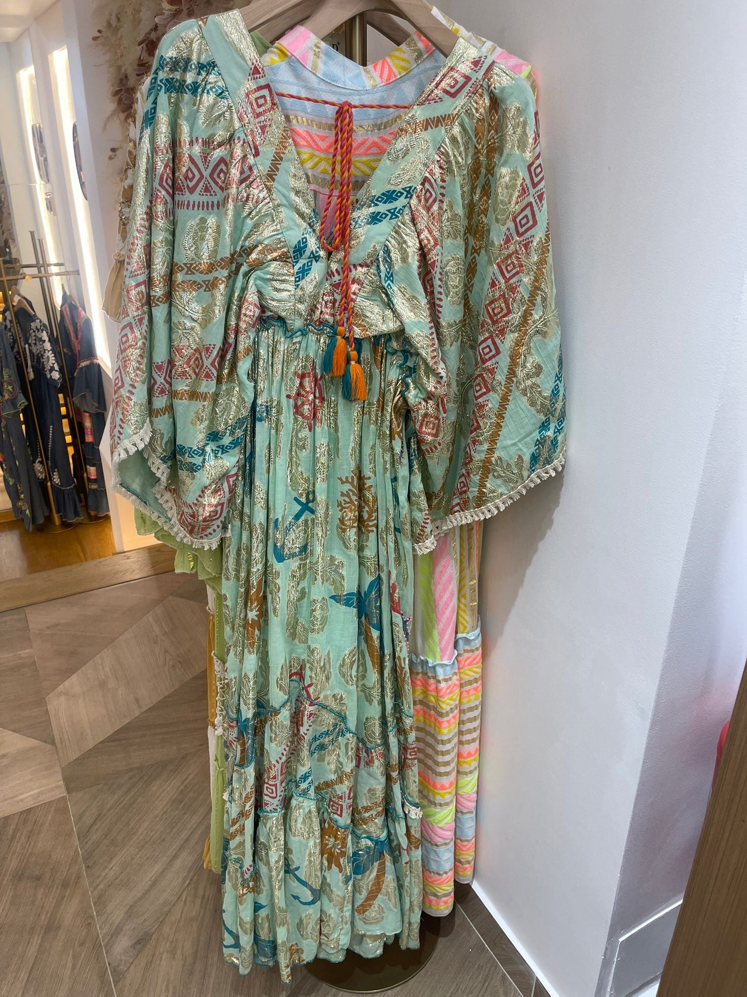 Robe Aya
