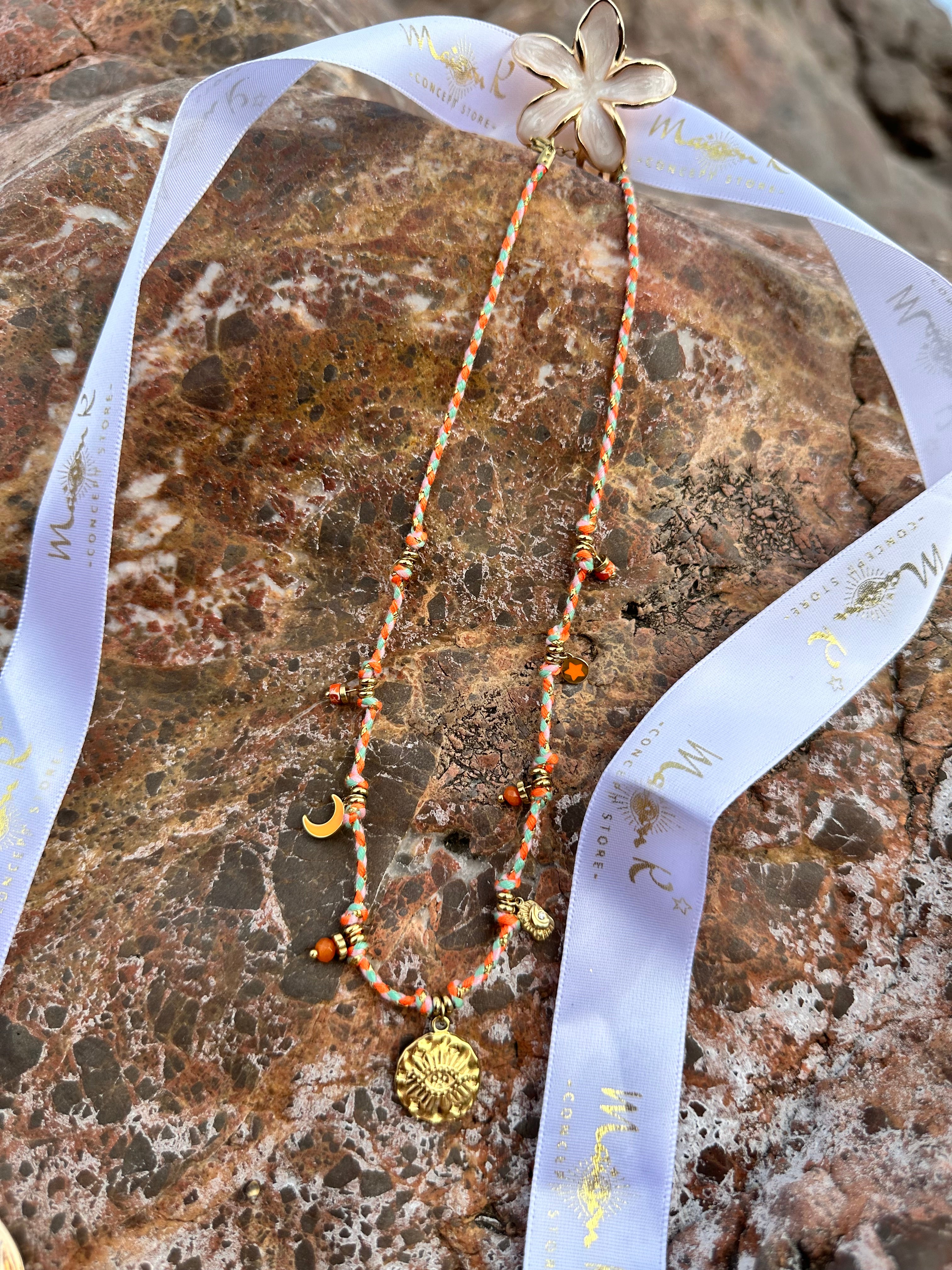 Collier Shems