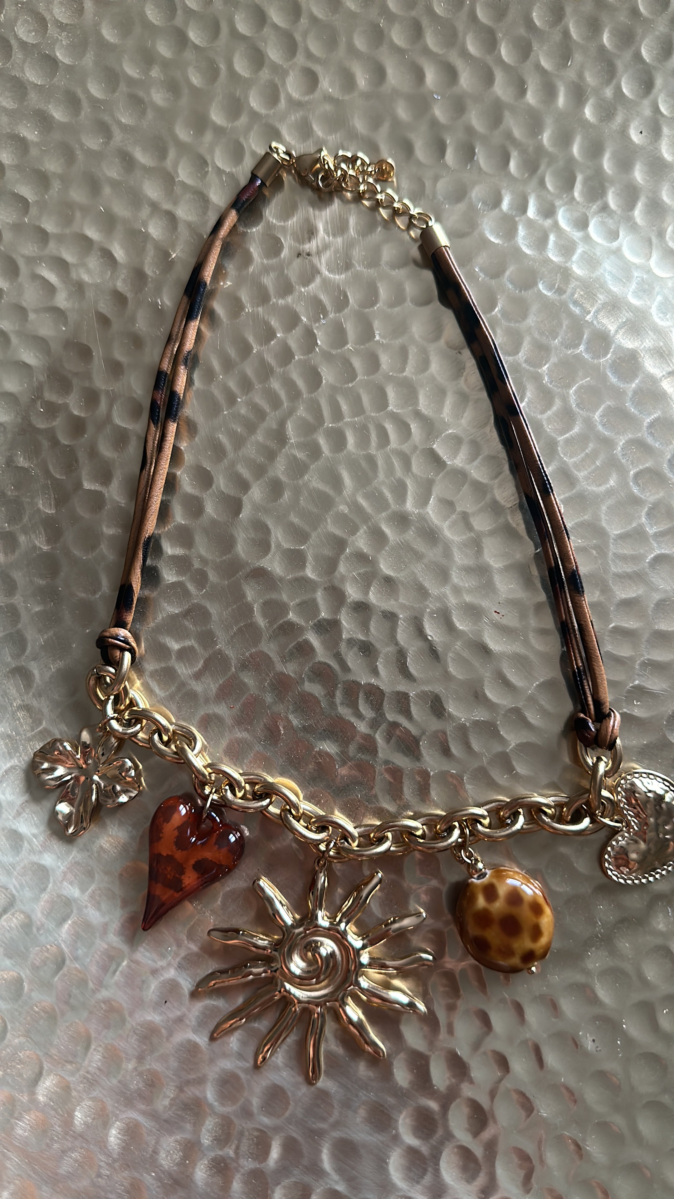 Collier Gaia