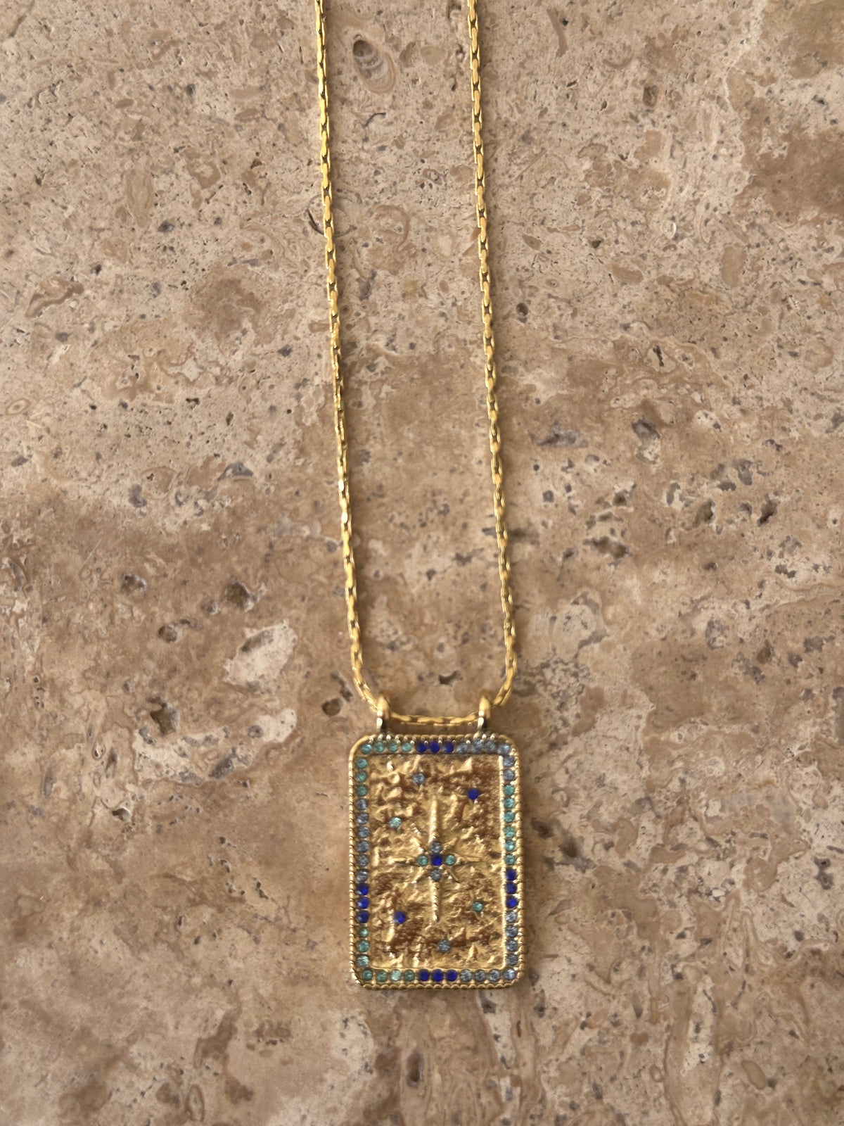 Collier ÉCLIPSE
