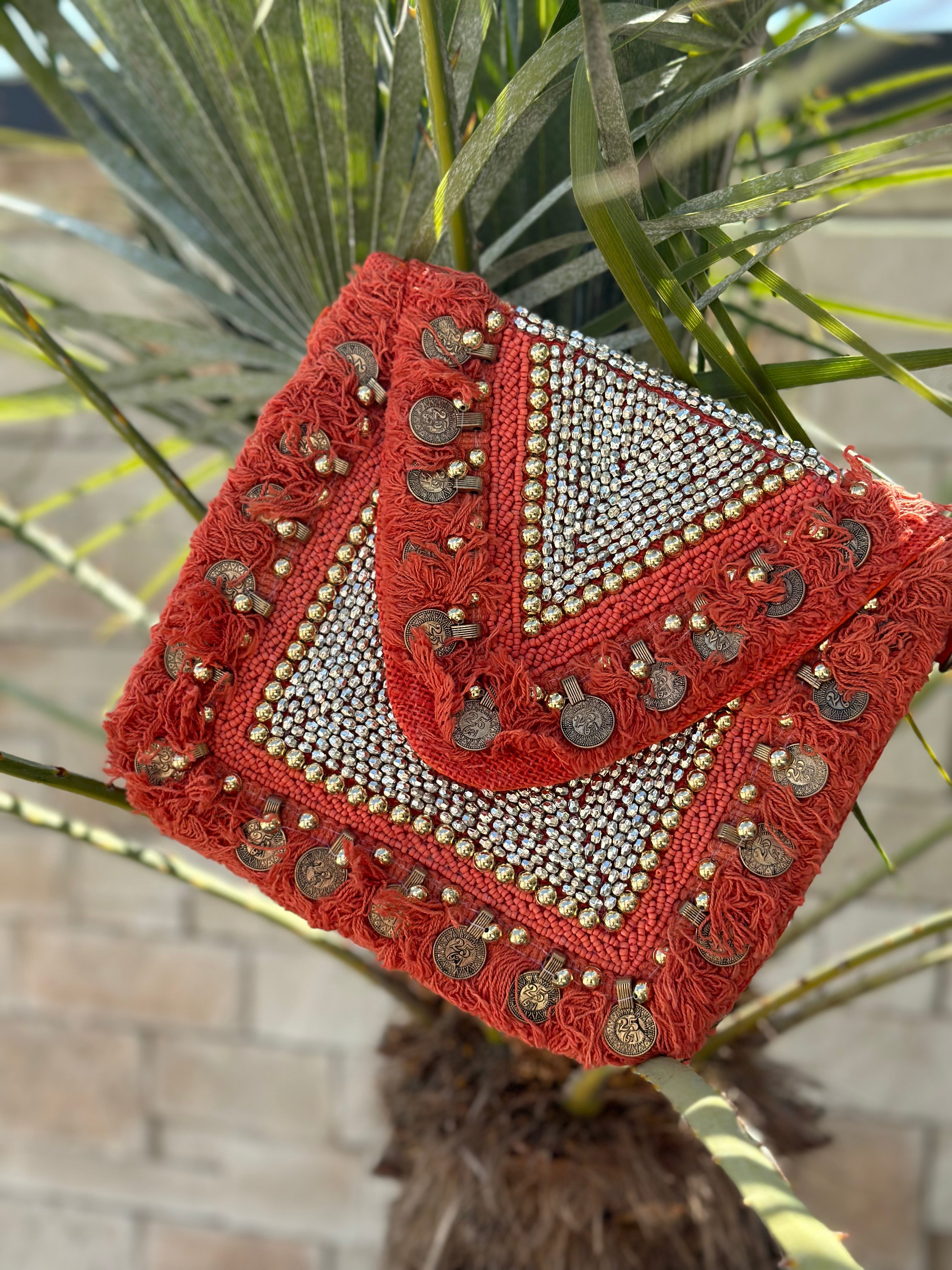 Pochette Naya