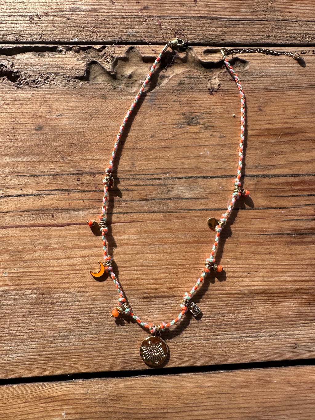 Collier Shems