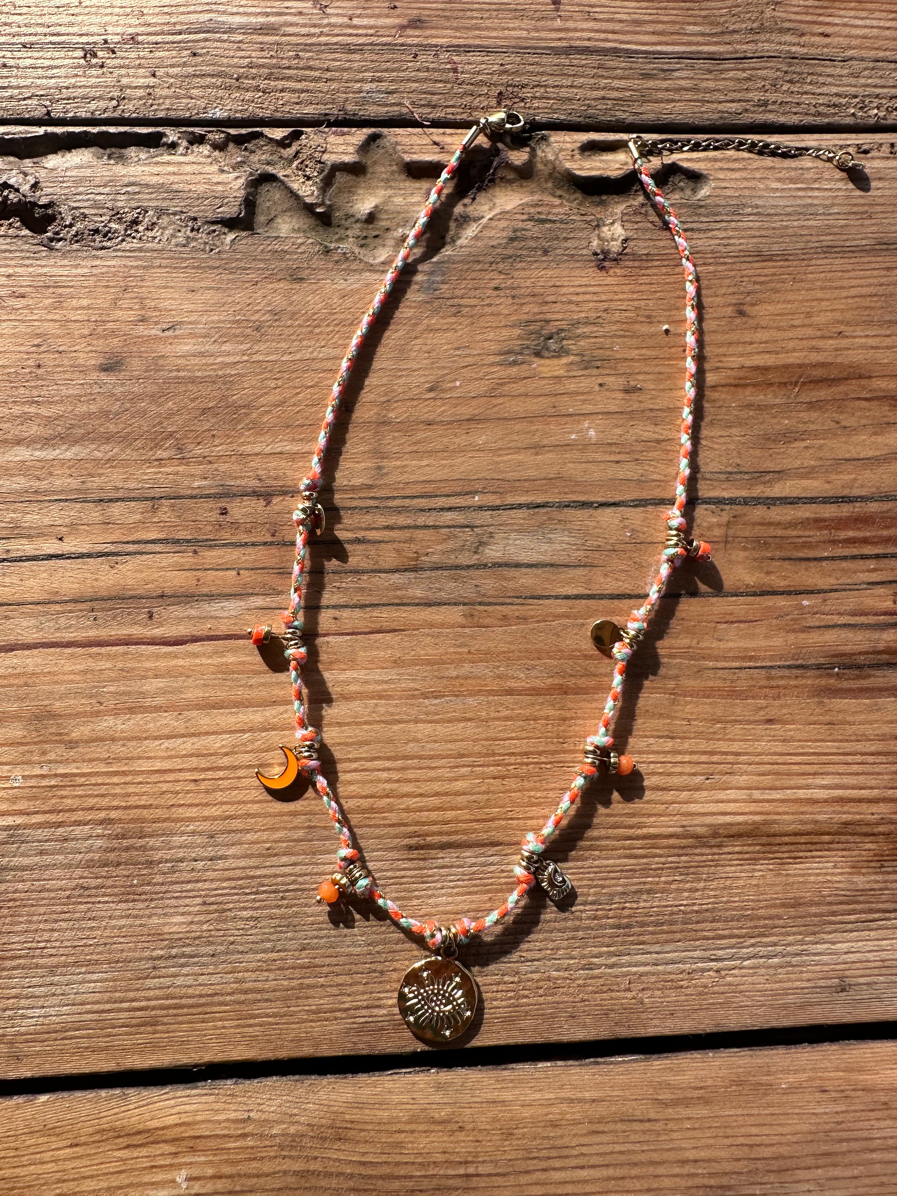 Collier Shems