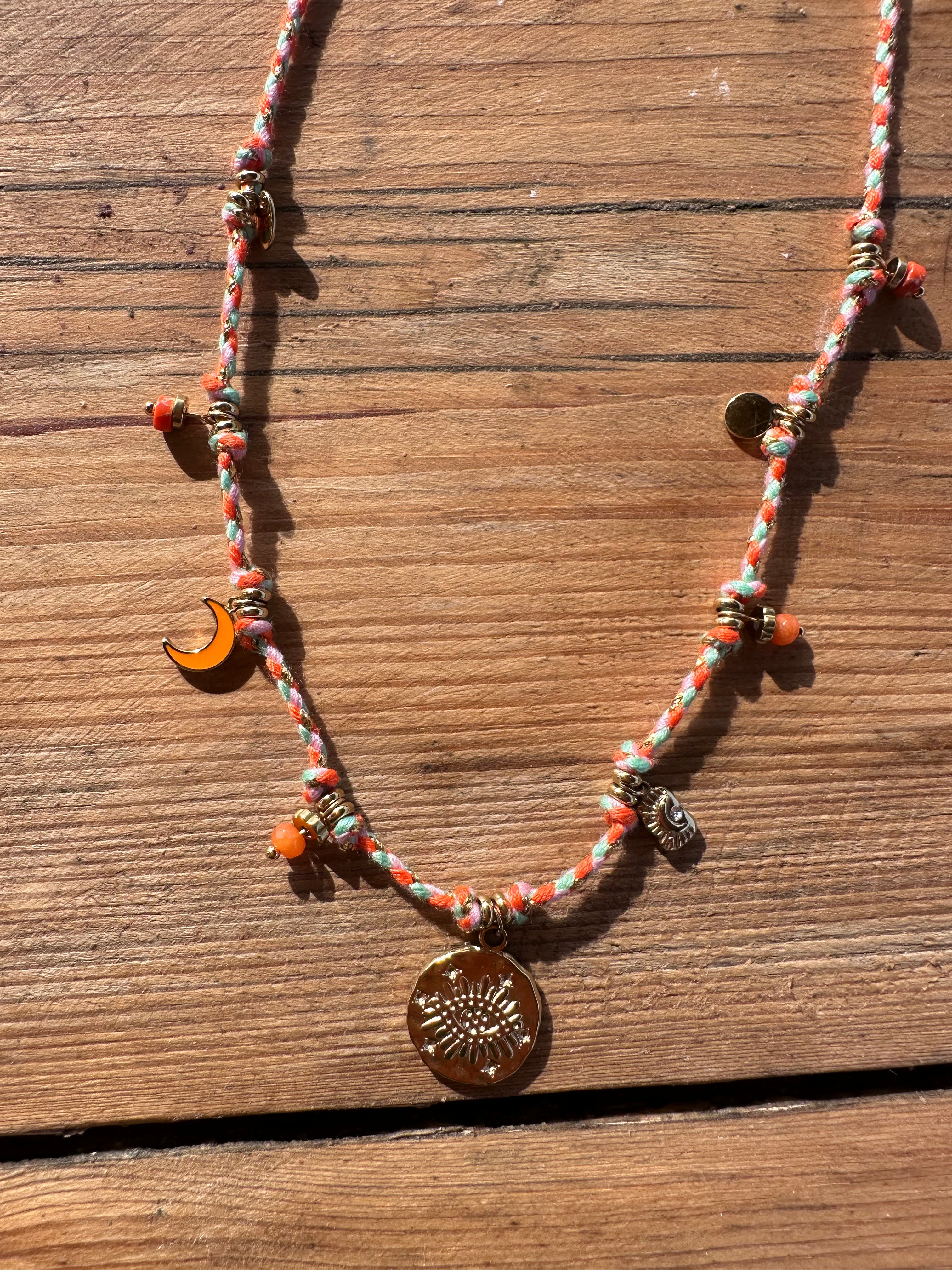 Collier Shems