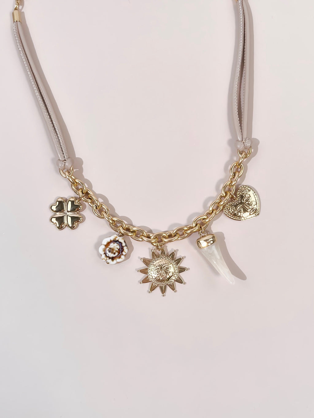Collier Camelia