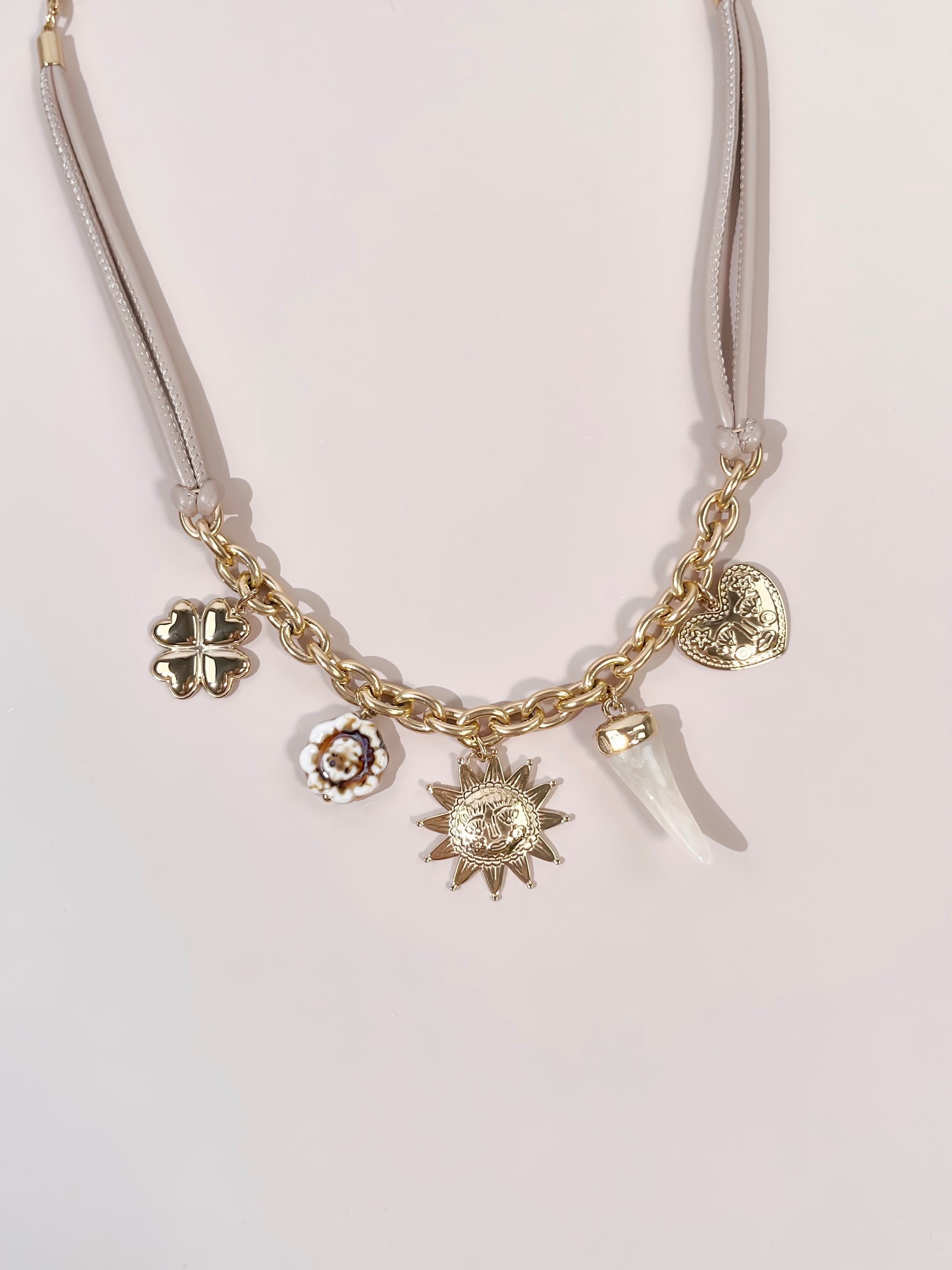 Collier Camelia
